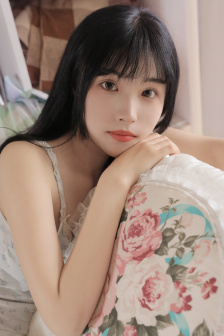 打屁股女生